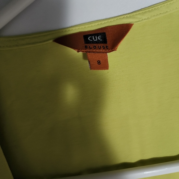 Aus 8 Cue Yellow Layered Frill Zip Front Short Sleeved Blouse - Picture 2 of 16